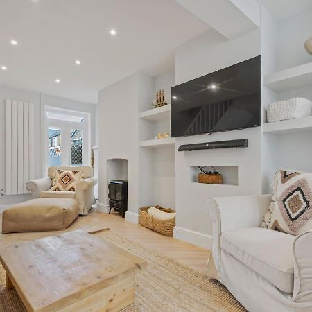 Pass The Keys 3 Bed Scandi Heaven Minutes From The Beach Whitstable Exterior foto