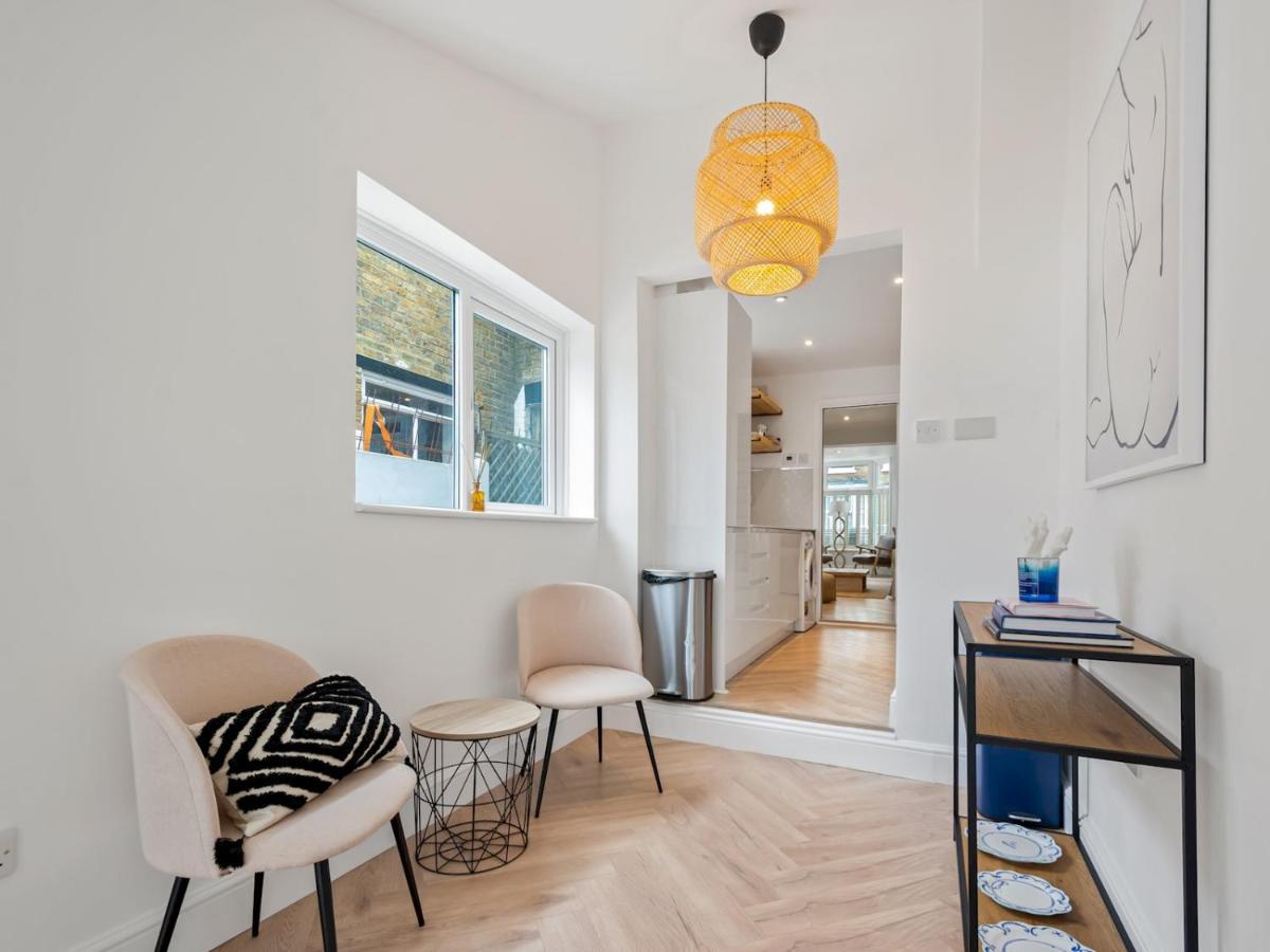 Pass The Keys 3 Bed Scandi Heaven Minutes From The Beach Whitstable Exterior foto